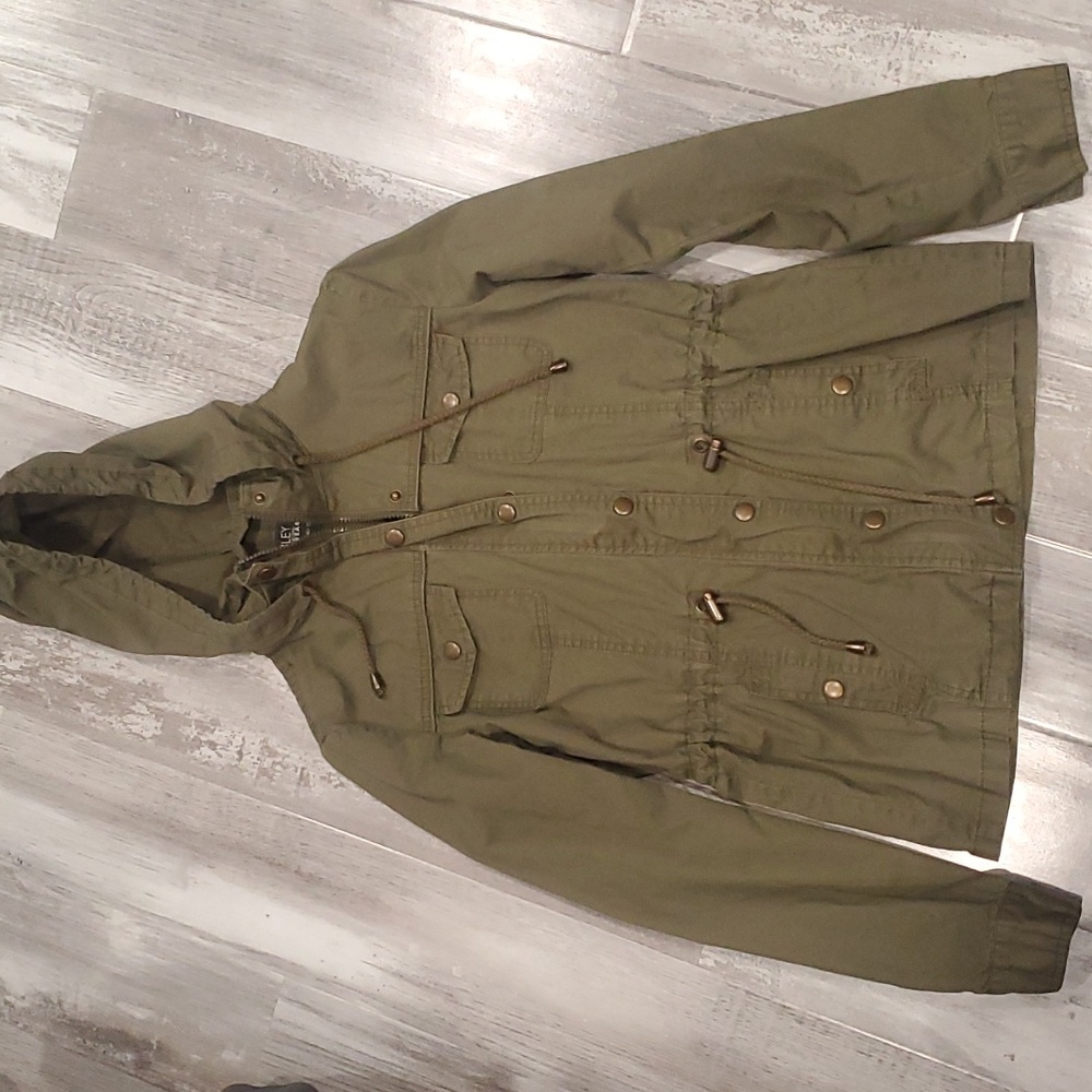 Women's light weight jacket